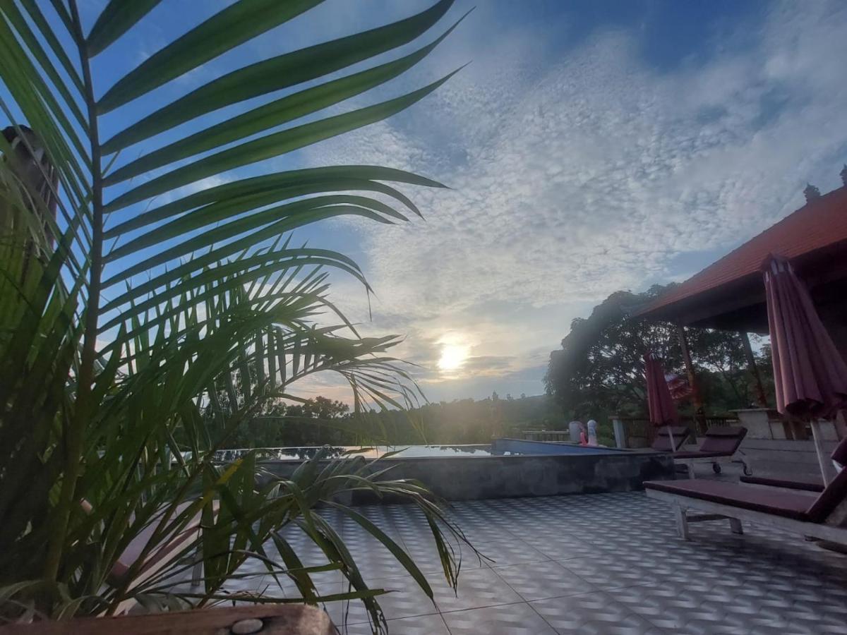 Innora Jungle Resort And Spa Batununggul 外观 照片
