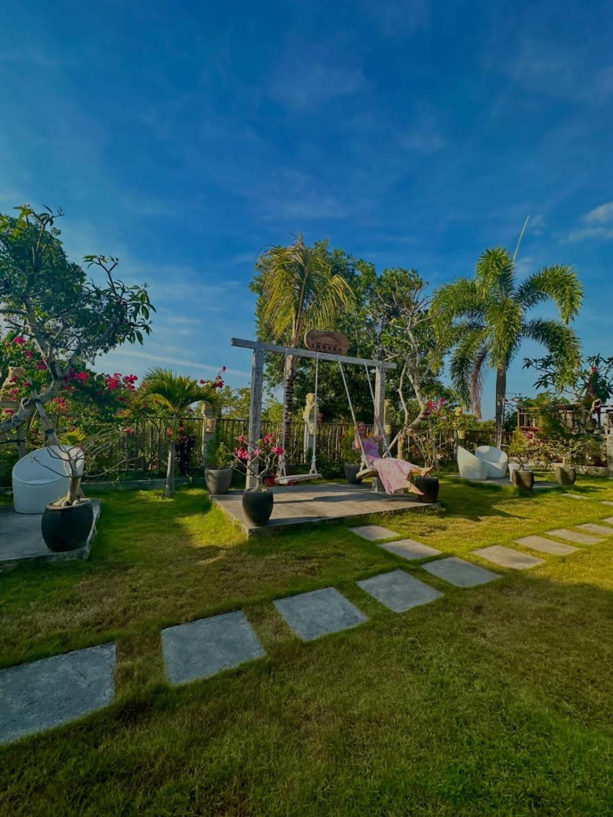 Innora Jungle Resort And Spa Batununggul 外观 照片