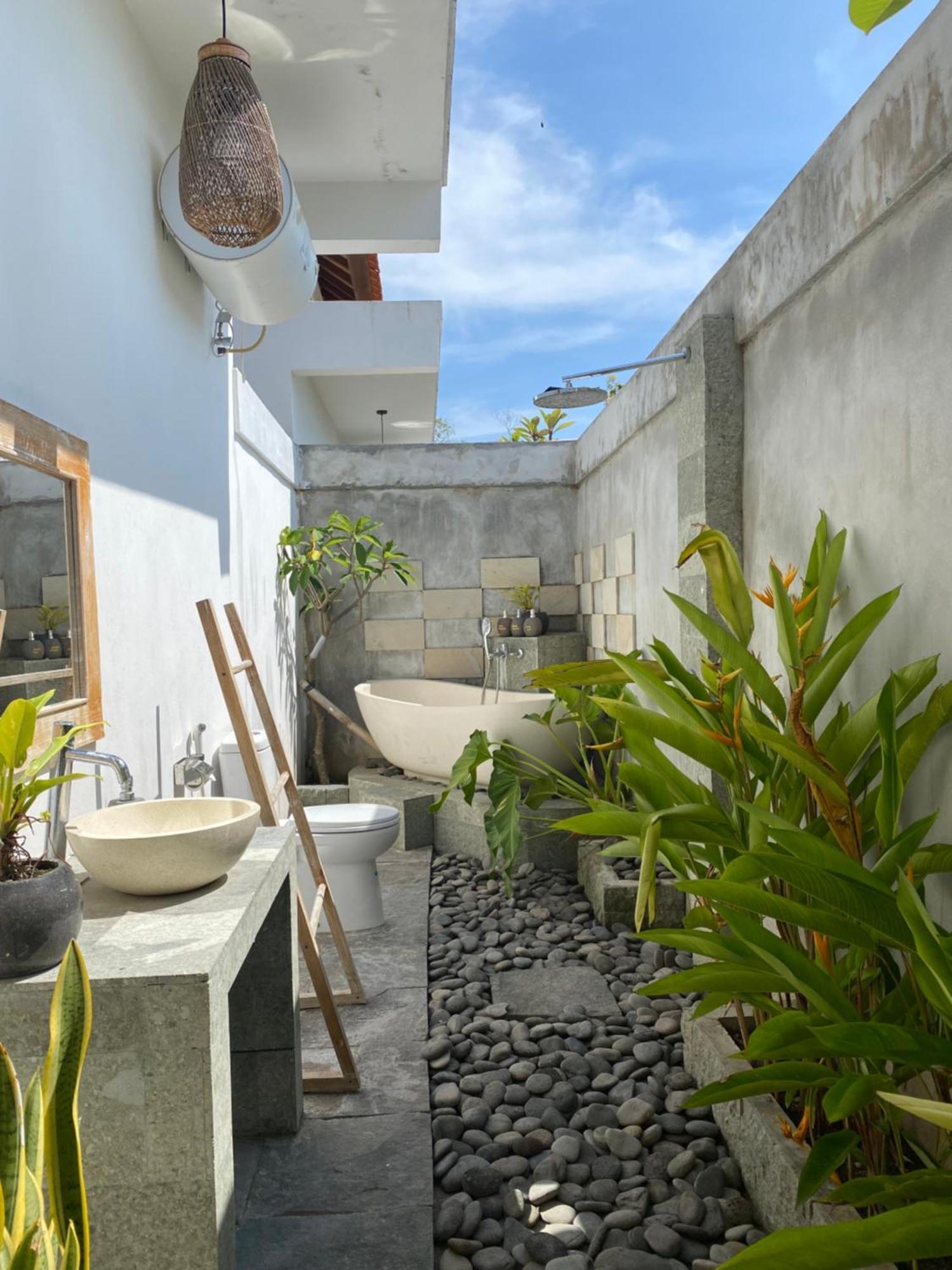 Innora Jungle Resort And Spa Batununggul 外观 照片